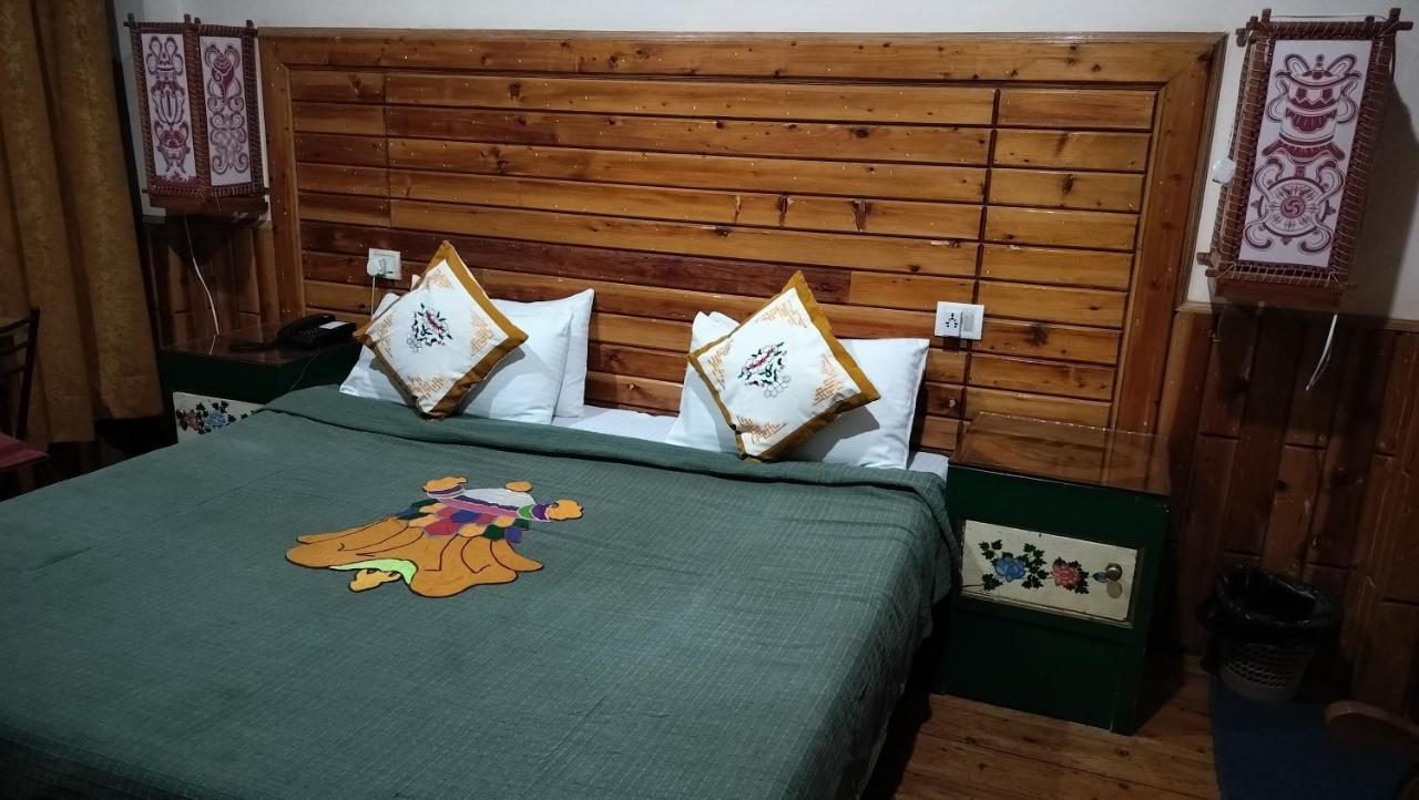 Auspiscious Him View Hotel McLeod Ganj Esterno foto
