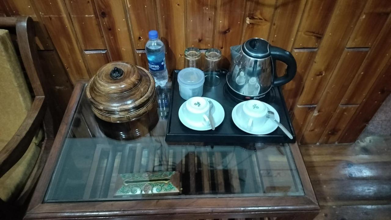 Auspiscious Him View Hotel McLeod Ganj Esterno foto